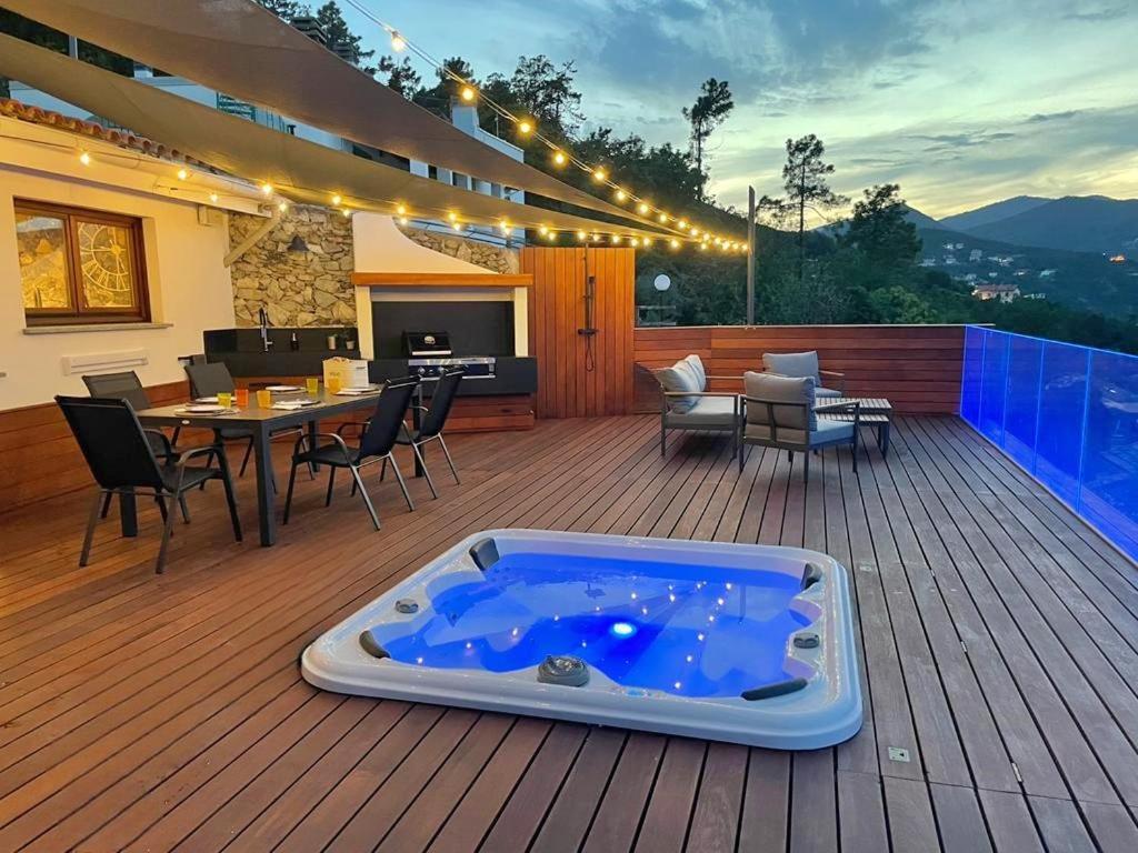 Willa Spettacolare Vista Isola Terrazza E Idromassaggio Noli Zewnętrze zdjęcie