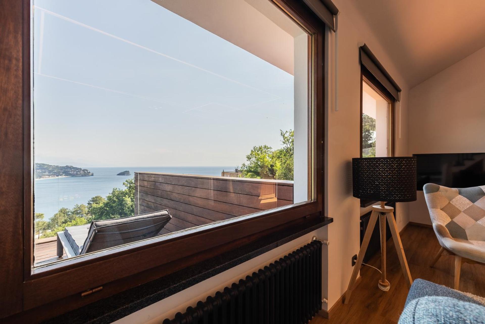 Willa Spettacolare Vista Isola Terrazza E Idromassaggio Noli Zewnętrze zdjęcie